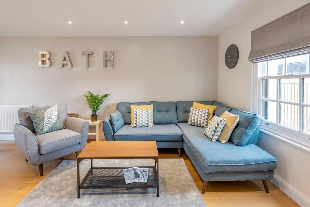 Fantastic 3-Bed House With Parking Vila Bath Exterior foto